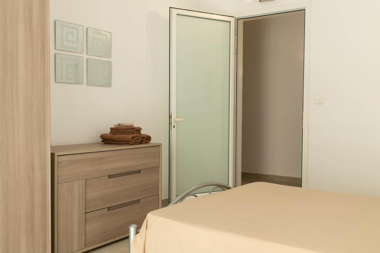 מרססקלה Spacious 3-Bedroom Apartment 30 Seconds From Sea מראה חיצוני תמונה