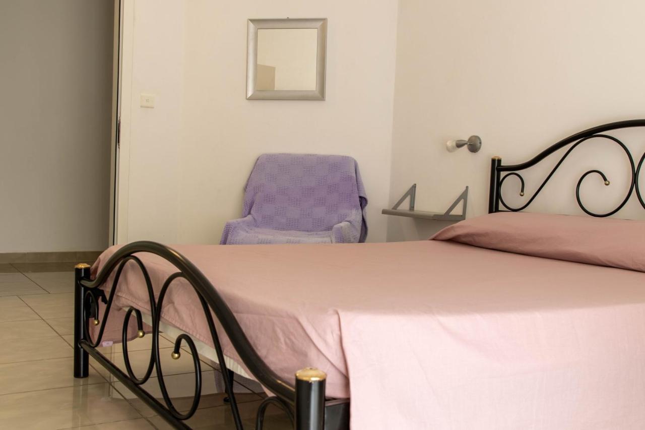 מרססקלה Spacious 3-Bedroom Apartment 30 Seconds From Sea מראה חיצוני תמונה