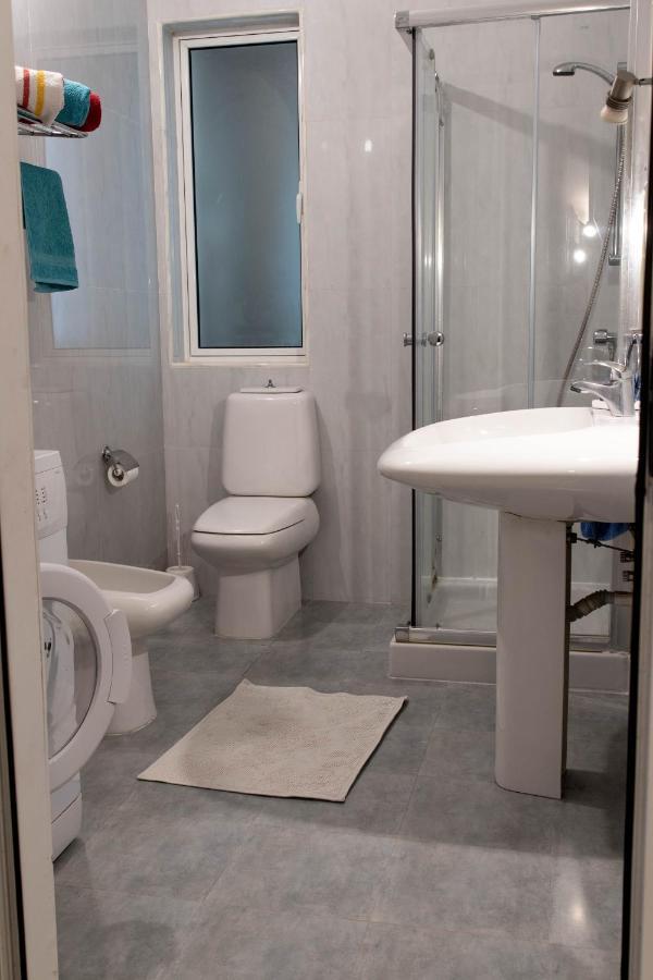 מרססקלה Spacious 3-Bedroom Apartment 30 Seconds From Sea מראה חיצוני תמונה